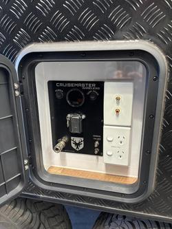 2024 Wonderland RV 22Ft Rear Club Lounge & Centre Bathroom