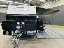 2024 Wonderland RV 22Ft Rear Club Lounge & Centre Bathroom