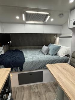 2025 Wonderland RV Adventus Rear Bunk Layout