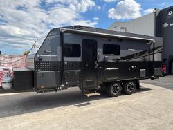 2025 Wonderland RV Adventus Rear Bunk Layout