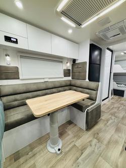 2025 Wonderland RV Adventus Rear Bunk Layout