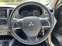 2019 Mitsubishi Triton GLX (4x4)