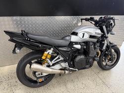 2016 Yamaha XJR1300 BLUE