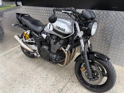 2016 Yamaha XJR1300 BLUE