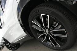 2023 Honda HR-V e:HEV L