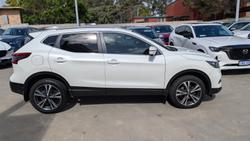 2018 Nissan QASHQAI ST-L