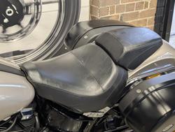 2017 Harley-Davidson Sport Glide 107 (FLSB) Softail Silver