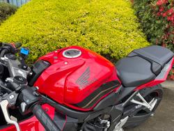 2023 Honda CBR650R Red