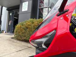 2023 Honda CBR650R Red