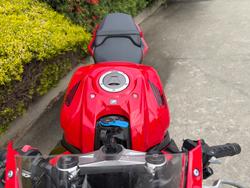 2023 Honda CBR650R Red