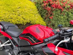 2023 Honda CBR650R Red