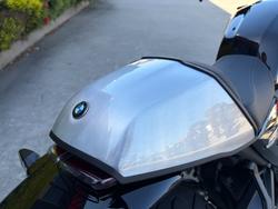 2024 BMW Motorrad R 12 nineT HL Black