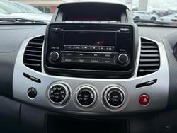 2014 Mitsubishi Triton GLX-R