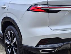 2024 MG HS Excite AS33 MY24.5 Pearl White