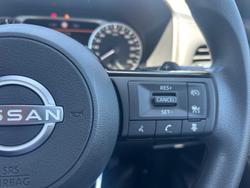 2025 Nissan X-TRAIL ST