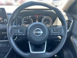 2025 Nissan X-TRAIL ST