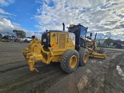 2023 Caterpillar 150 Awd Yellow