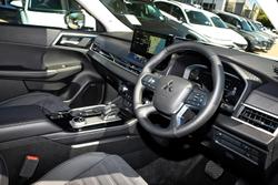 2025 Mitsubishi Outlander Aspire