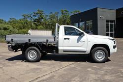 2025 Mitsubishi Triton GLX