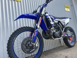 YAMAHA YZ250 MOTOCROSS BLUE