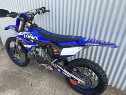 YAMAHA YZ250 MOTOCROSS BLUE