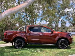 2021 Nissan
                Navara ST