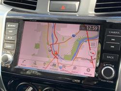 2021 Nissan
                Navara ST