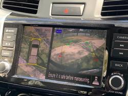 2021 Nissan
                Navara ST