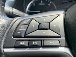 2021 Nissan
                Navara ST