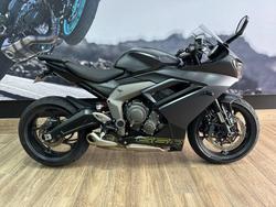 2025 Triumph DAYTONA 660 Black