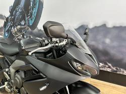 2025 Triumph DAYTONA 660 Black