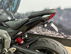 2025 Triumph DAYTONA 660 Black