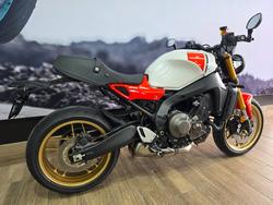 2024 Yamaha XSR900 (MTM850A) RED/WHITE