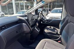 2021 Hyundai STARIA LOAD