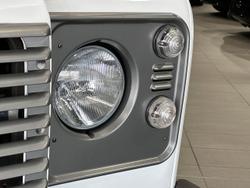 2016 Land Rover Defender Standard