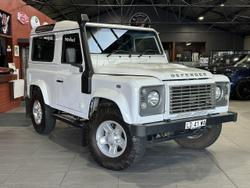 2016 Land Rover Defender Standard
