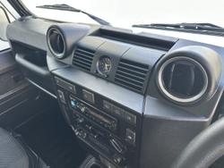 2016 Land Rover Defender Standard