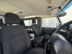 2016 Land Rover Defender Standard