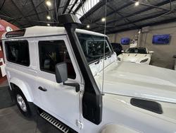 2016 Land Rover Defender Standard