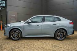 2024 BMW iX2 eDrive20 M Sport