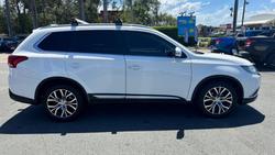 2016 Mitsubishi Outlander LS