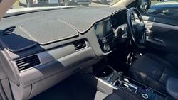 2016 Mitsubishi Outlander LS