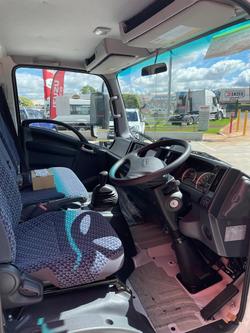 2025 Isuzu Npr 65/45-190 Crew Cab 4X2