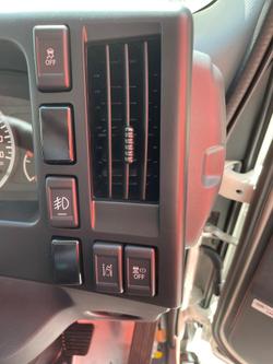 2025 Isuzu Npr 65/45-190 Crew Cab 4X2