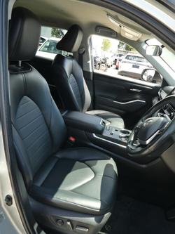 2022 Toyota Kluger GX