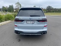 2025 BMW
X7 xDrive40i M Sport