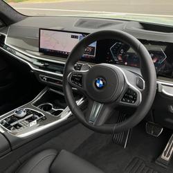2025 BMW X7 xDrive40i M Sport