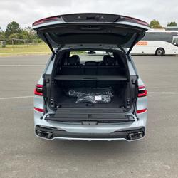 2025 BMW X7 xDrive40i M Sport