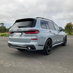 2025 BMW X7 xDrive40i M Sport
