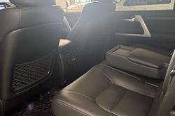 2020 Toyota Landcruiser VX